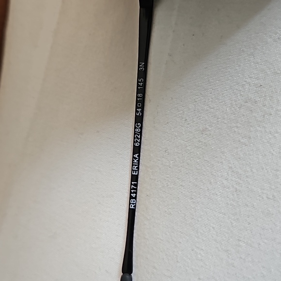 Authentic Ray-Ban Erika Sunglasses - Picture 9 of 11